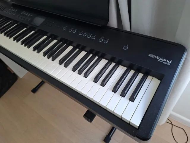 Piano Digital Roland FP-E50 - Foto 3