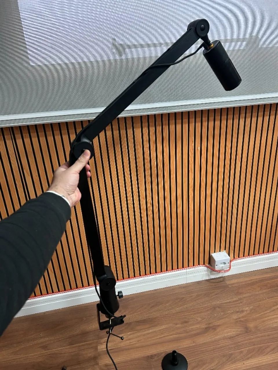Microfone Razer Seiren X com Braço articulado Arcano - Foto 2