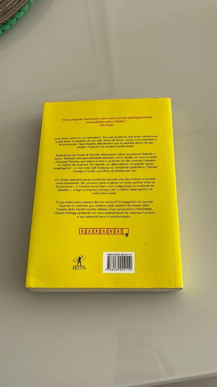 Livro o poder do hábito em perfeito estado - Foto 2