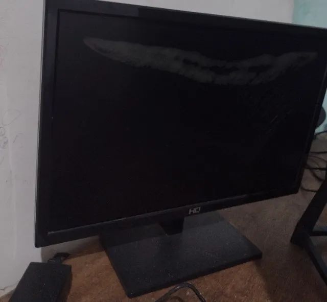 Monitor hq tela com defeito de imagem 