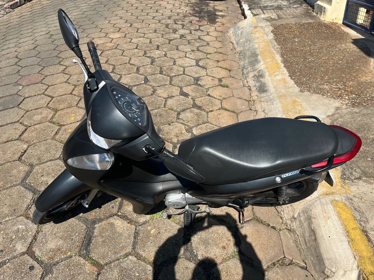 Vendo a vista ou parcelado e do a  - Foto 2