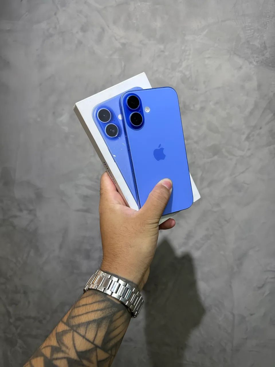 IPHONE 16 128GB AZUL SEMIZERO 