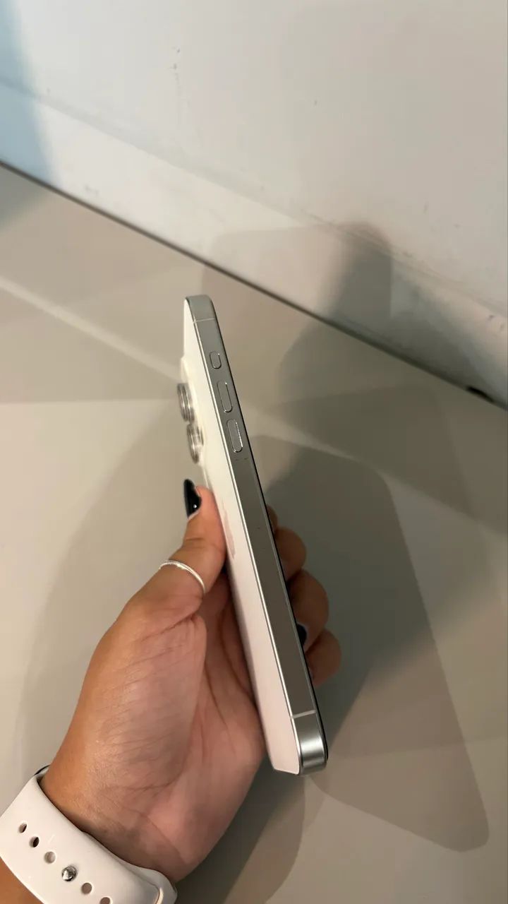 IPHONE 15 PRO MAX - 256gb - SILVER - Foto 4