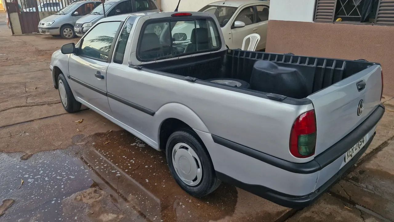 Volkswagen Saveiro 1.8 MI 2002 - Foto 2