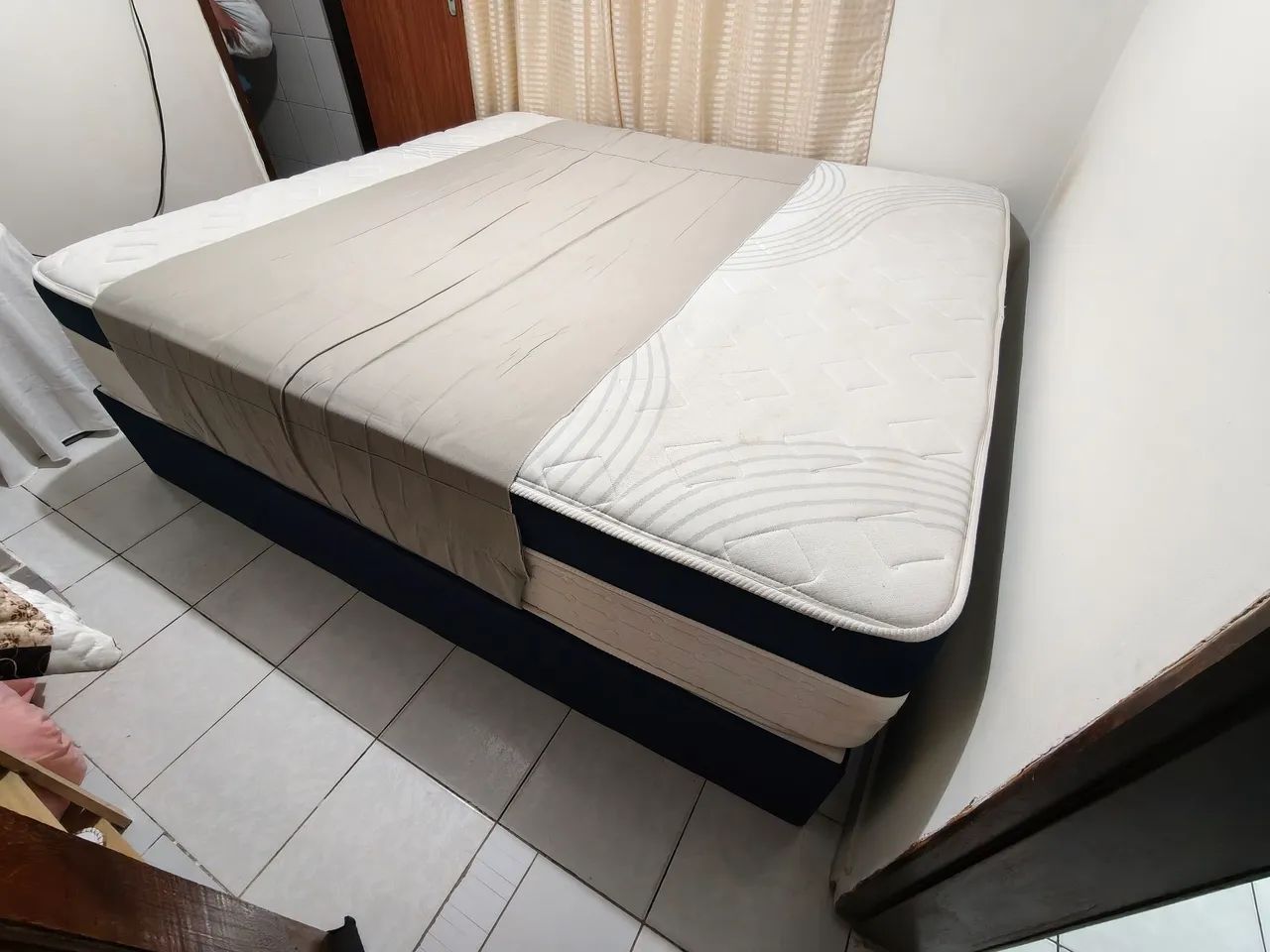 Vendo Cama King Size Extremamente Nova - Foto 2