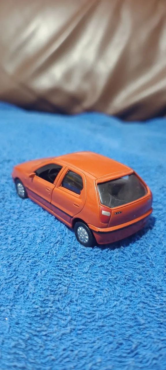 Miniatura 1/43  - Foto 3