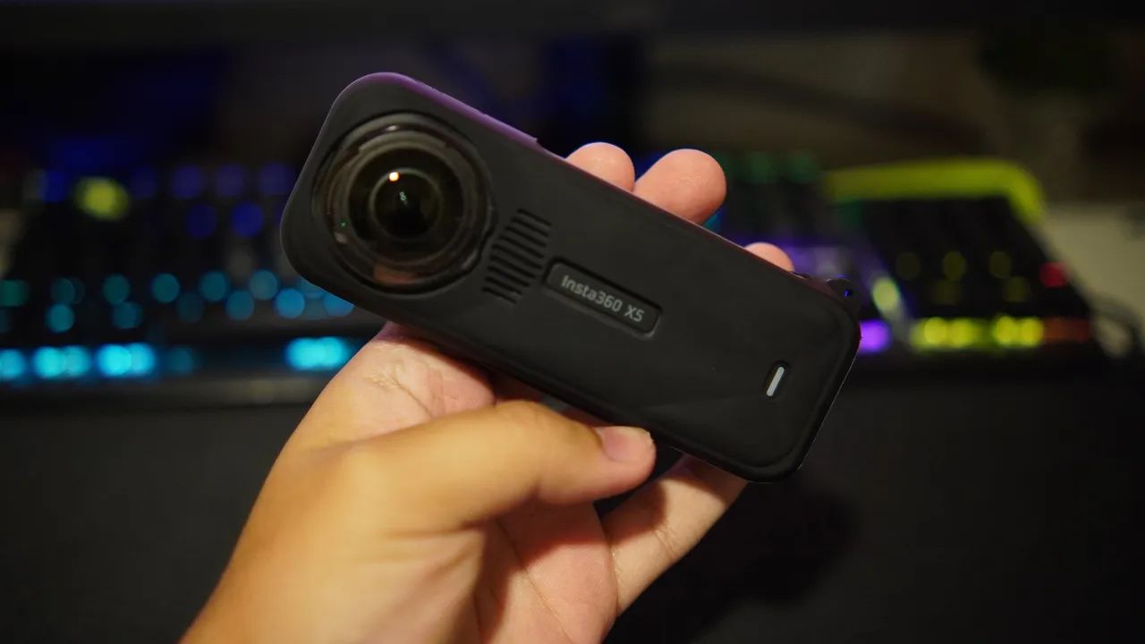 Insta360 X5 - Usada 3 vezes (estado de nova) com película e case