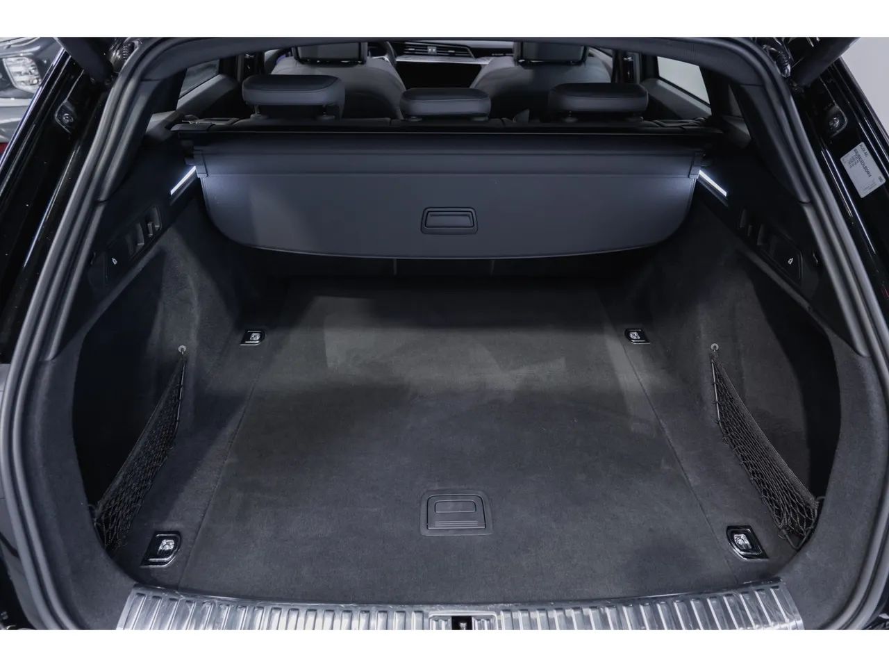 Audi E-TRON Performa. Black Aut. (Elétrico), foto 9 de 14