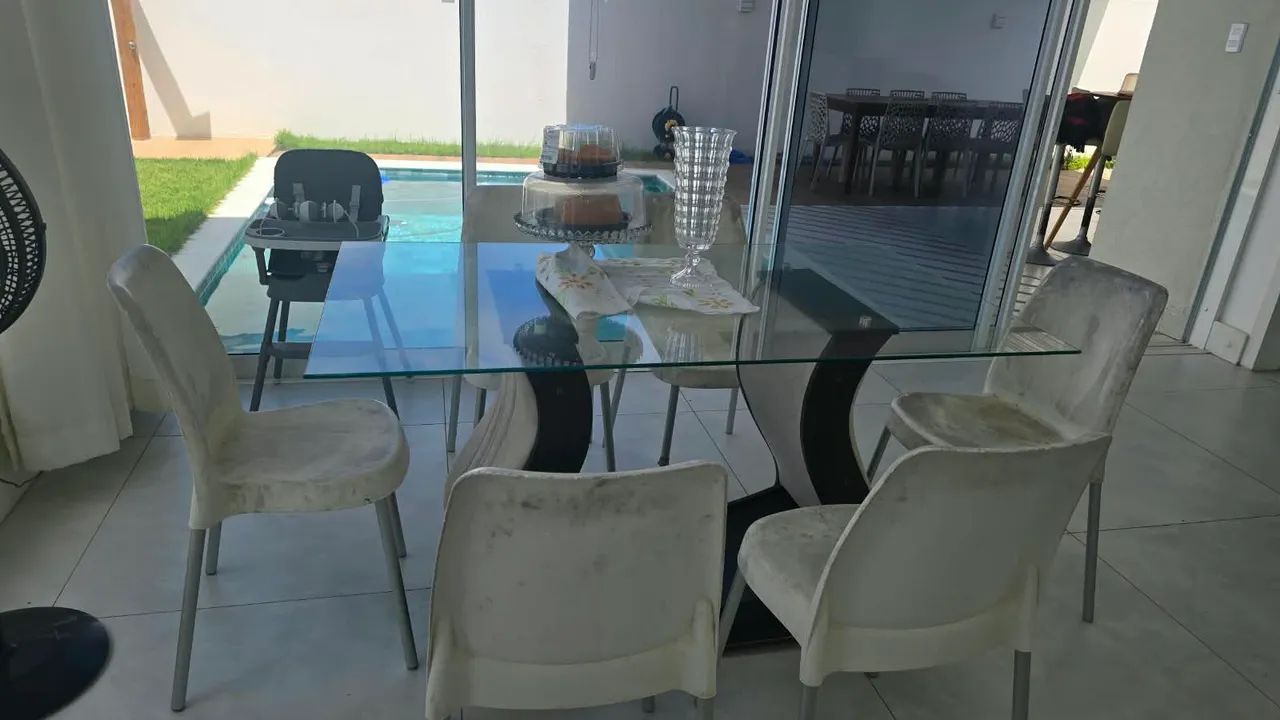Mesa com 6 cadeiras  - Foto 2