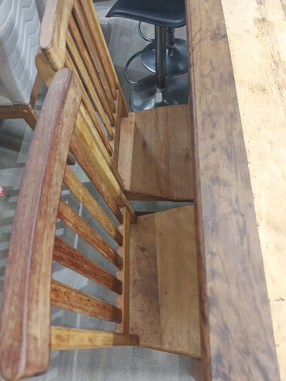 Vendo mesa madeira maciça  - Foto 2
