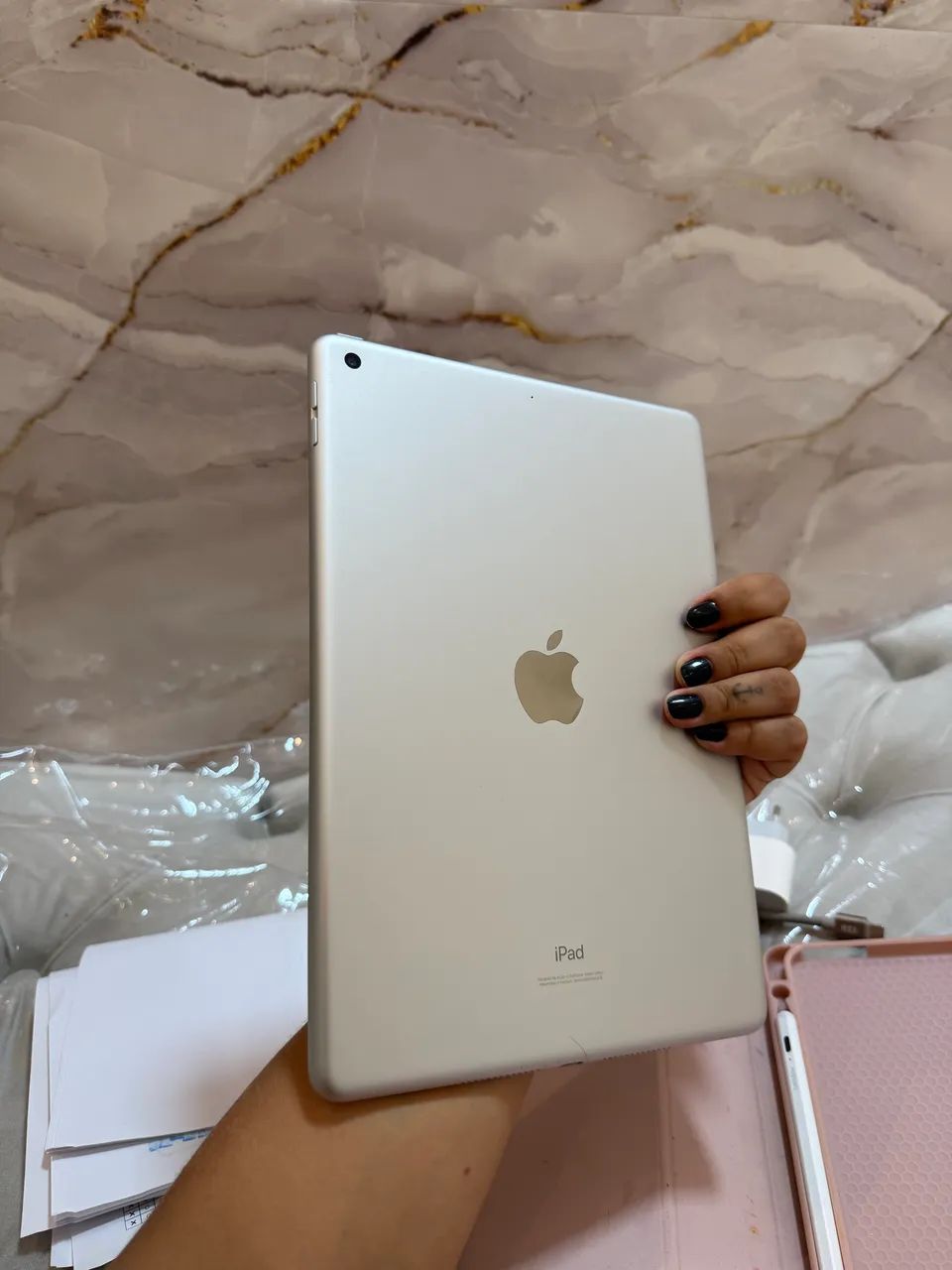 Vendo iPad sem marcas de uso geração 9ª - Foto 3