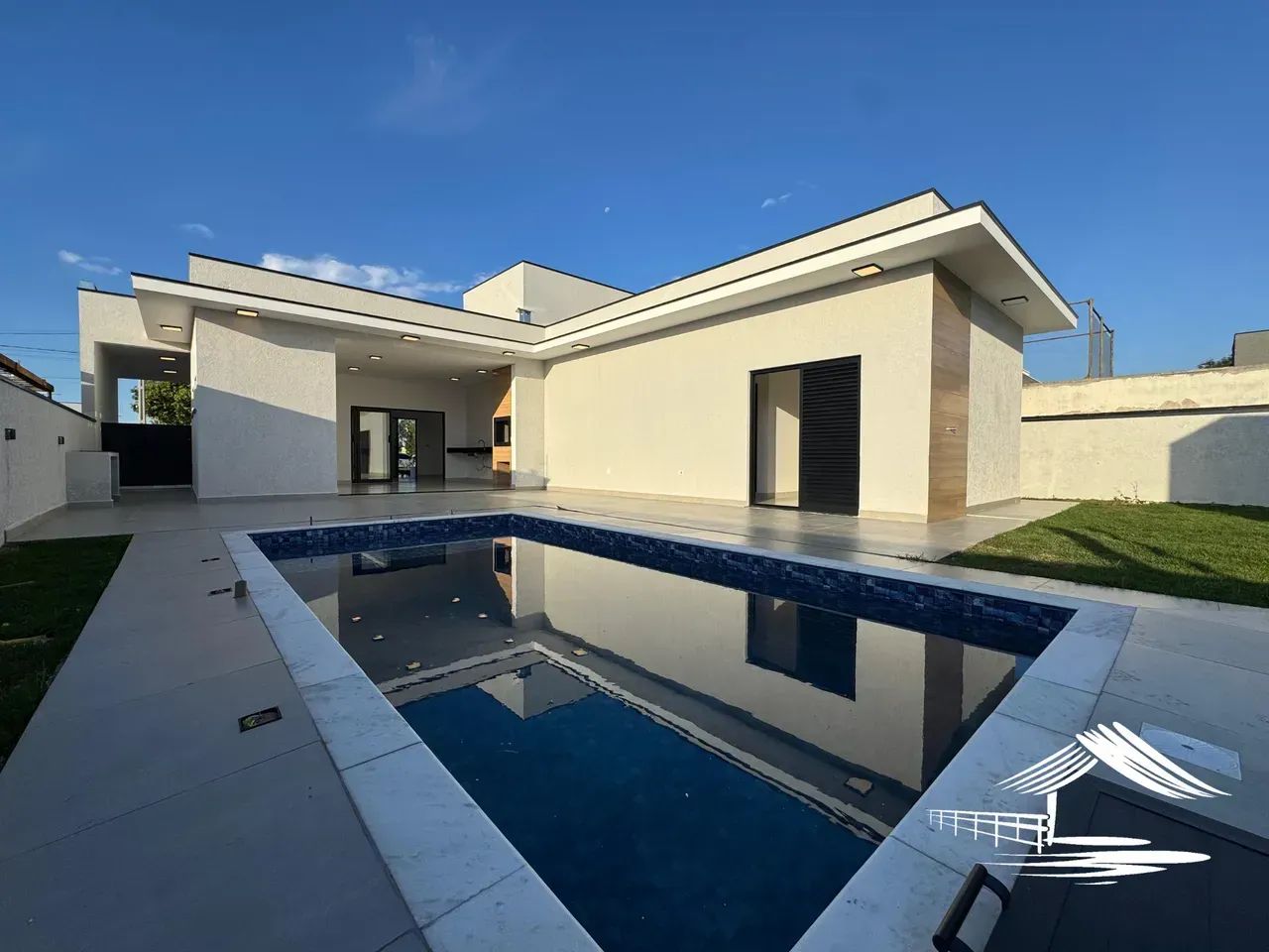 Imóvel moderno e sofisticado no Ninho Verde 1, contendo 3 dormitórios e ampla área de laze - Foto 5