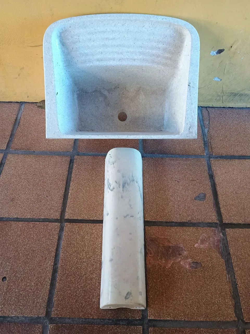 Tanque de granito com coluna  - Foto 2