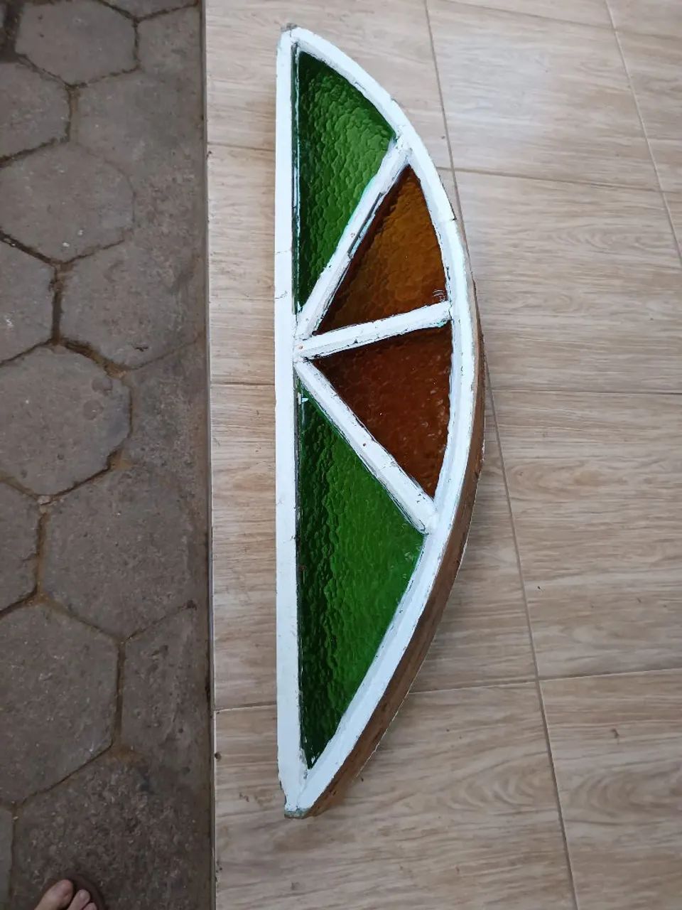 Arco Vitral Colorido para  Porta ou Janela 1.24 X 28 no centro 9 CM de largura  - Foto 2