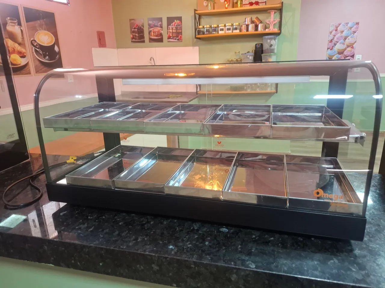Vitrine seca de balcão com led