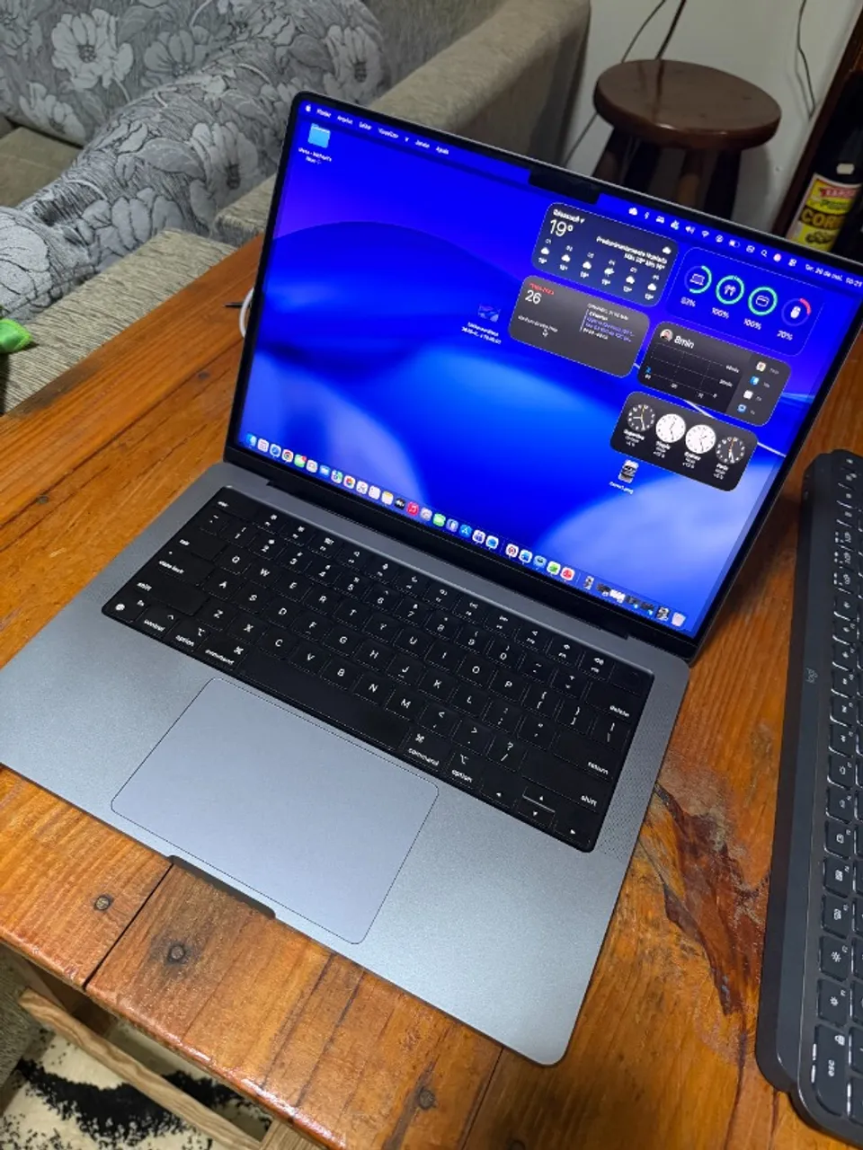 MacBook Pro 14