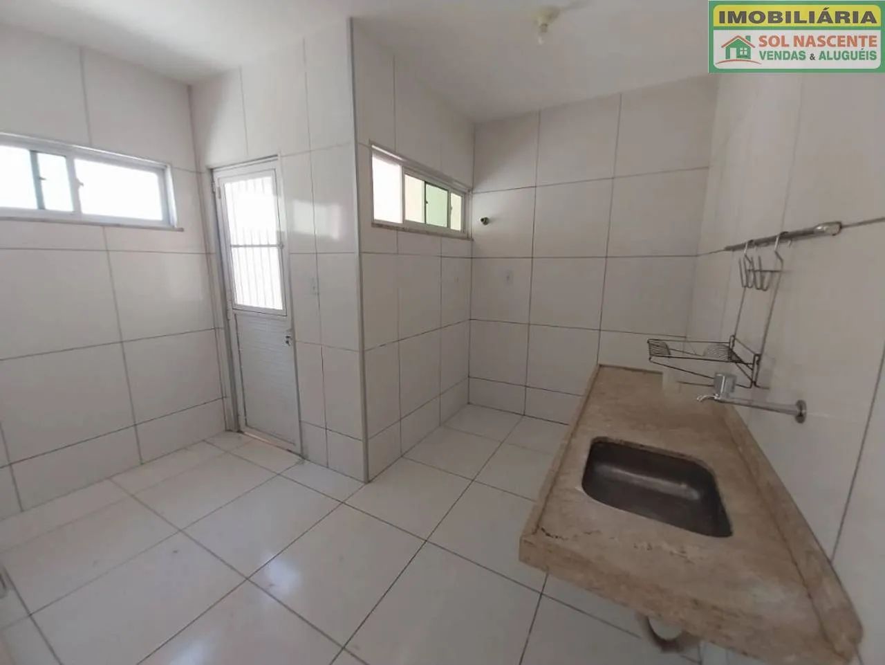 Casa com 3 dormitórios para alugar, 112 m² por R$ 2.785,58/mês - Coité - Eusébio/CE - Foto 5