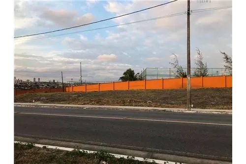 Lote Terreno Comercial no Alphaville Mirante
