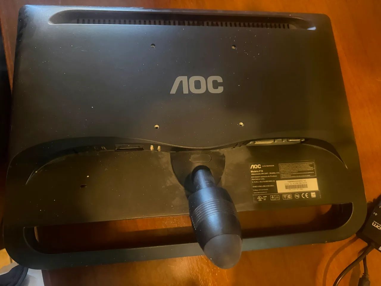 Monitor AOC LCD - F19 60HZ - Foto 3