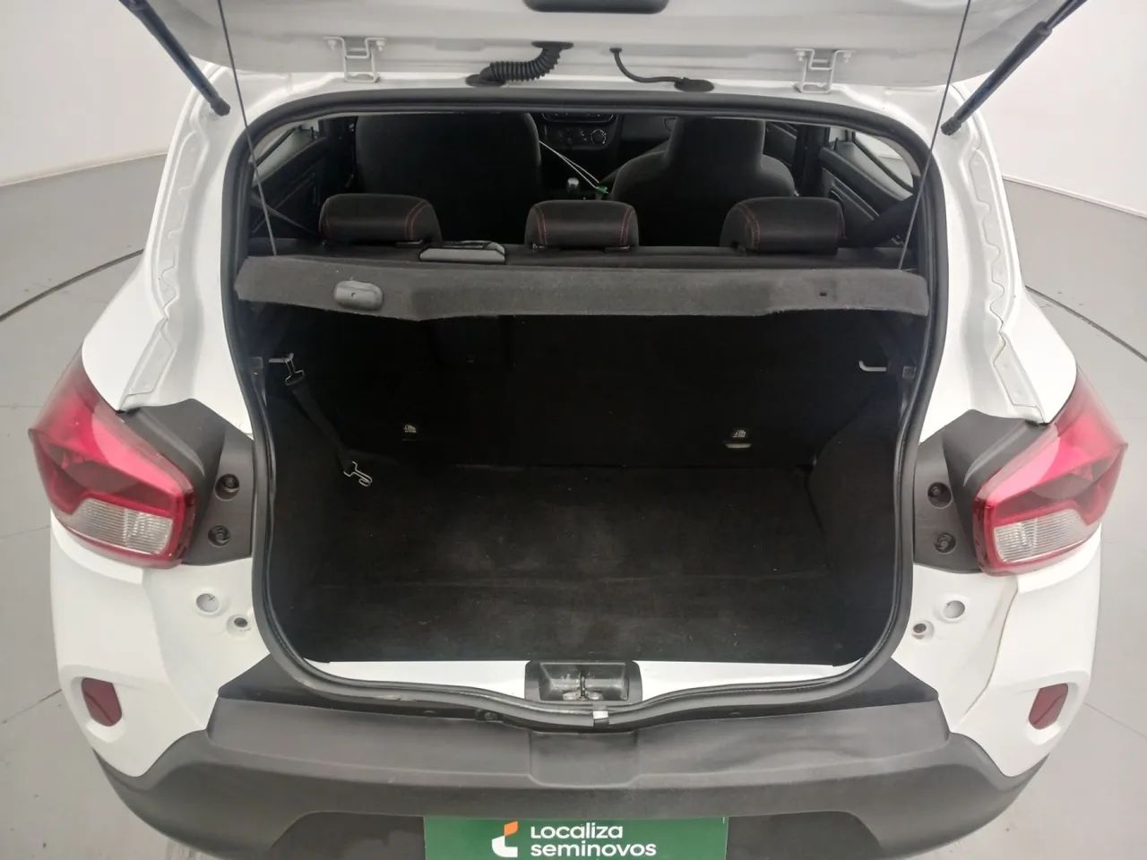 Renault Kwid 1.0 Zen, foto 9 de 18
