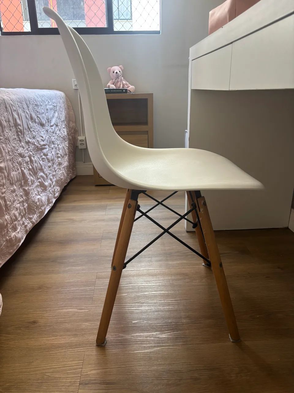 Última oportunidade Cadeira Eames super conservada - Foto 2