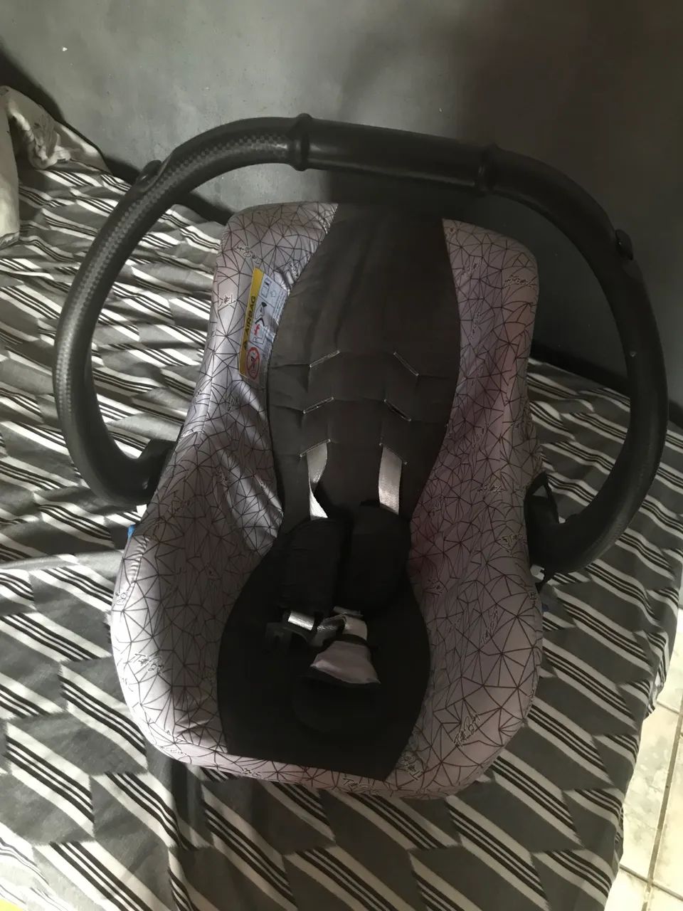 Bebê conforto em ótimo estado 