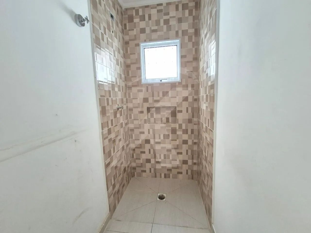 Casa com 03 Quartos e 02 banheiros em Santana - Foto 3