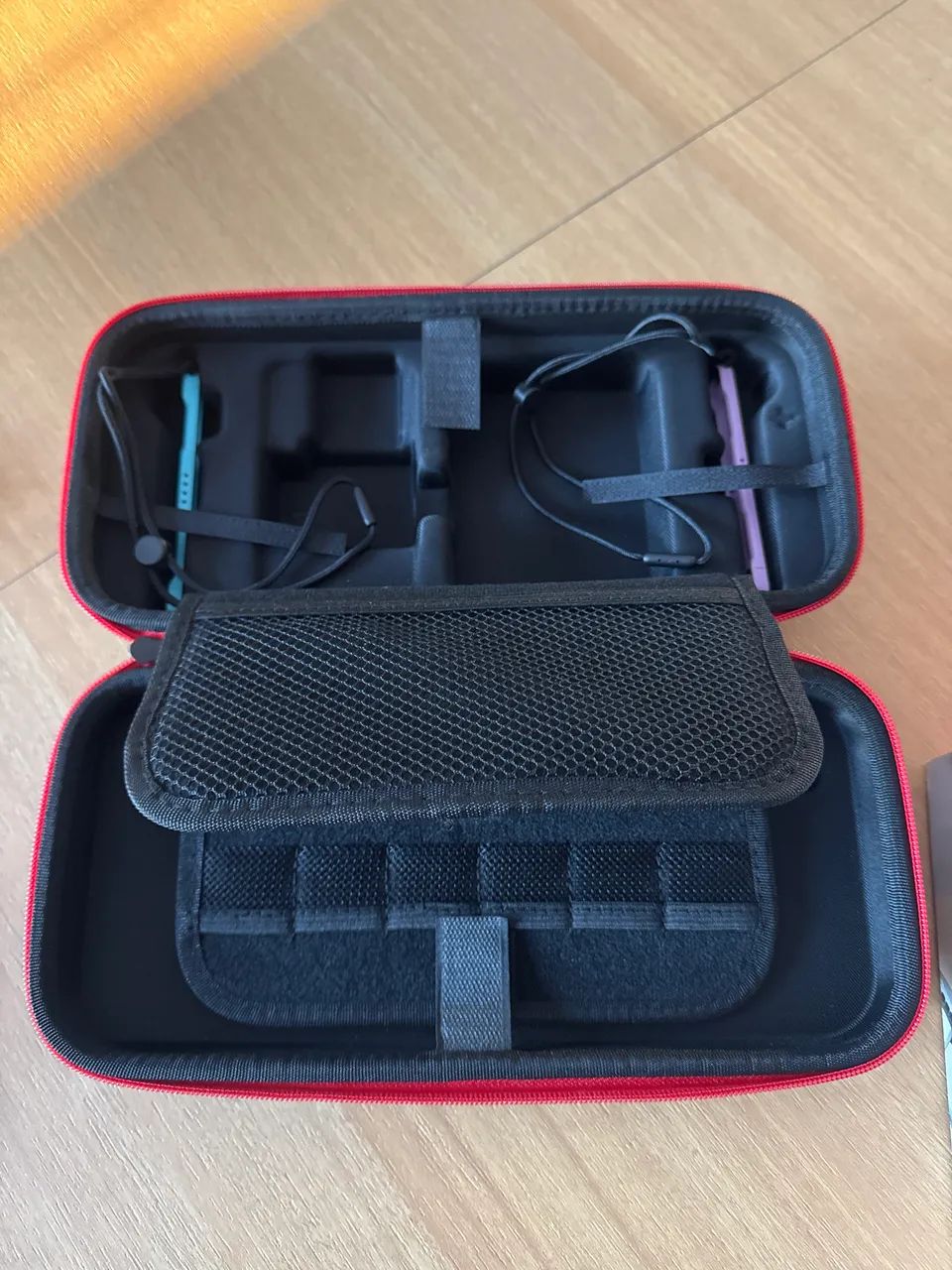 Nintendo Switch 2 com 2 controles e case - Foto 5