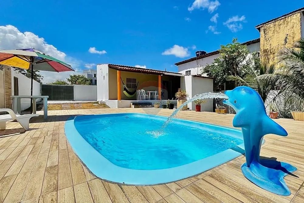 Paraíso em Tabatinga: Casa com Piscina e Jardim