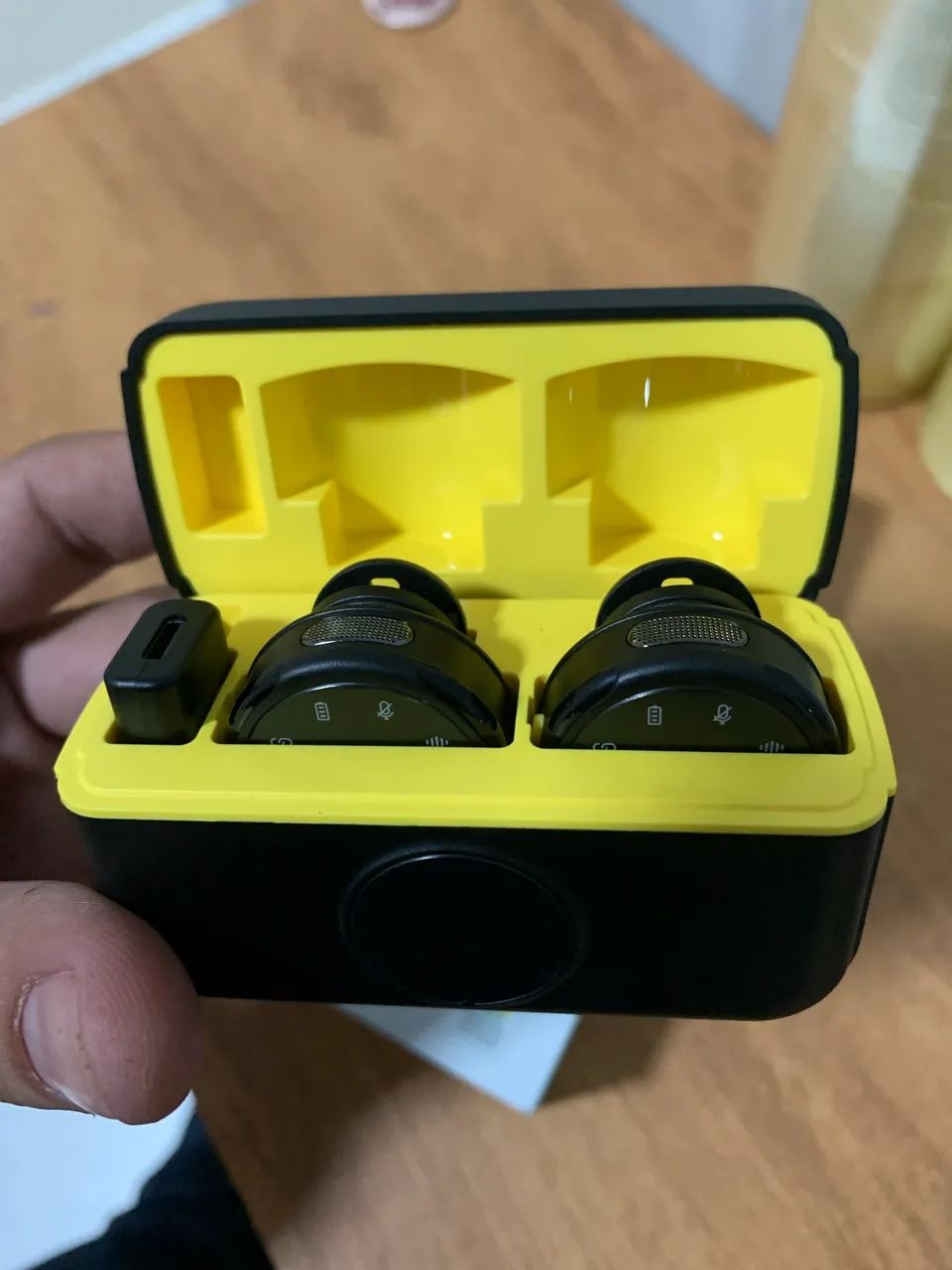 Microfone de lapela novo 