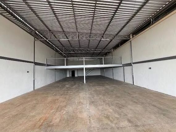 GALPÕES AMPLOS NA ZONA SUL