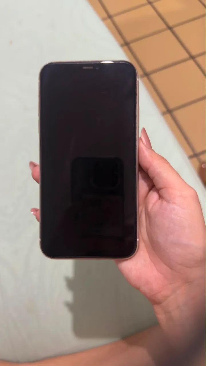 IPHONE 11 - 128 GB ESTADO DE NOVO (aceito proposta) - Foto 3