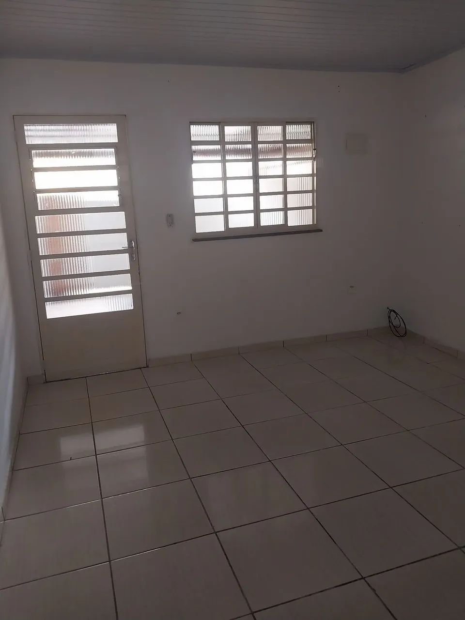 Alugo casa com garagem  - Foto 4