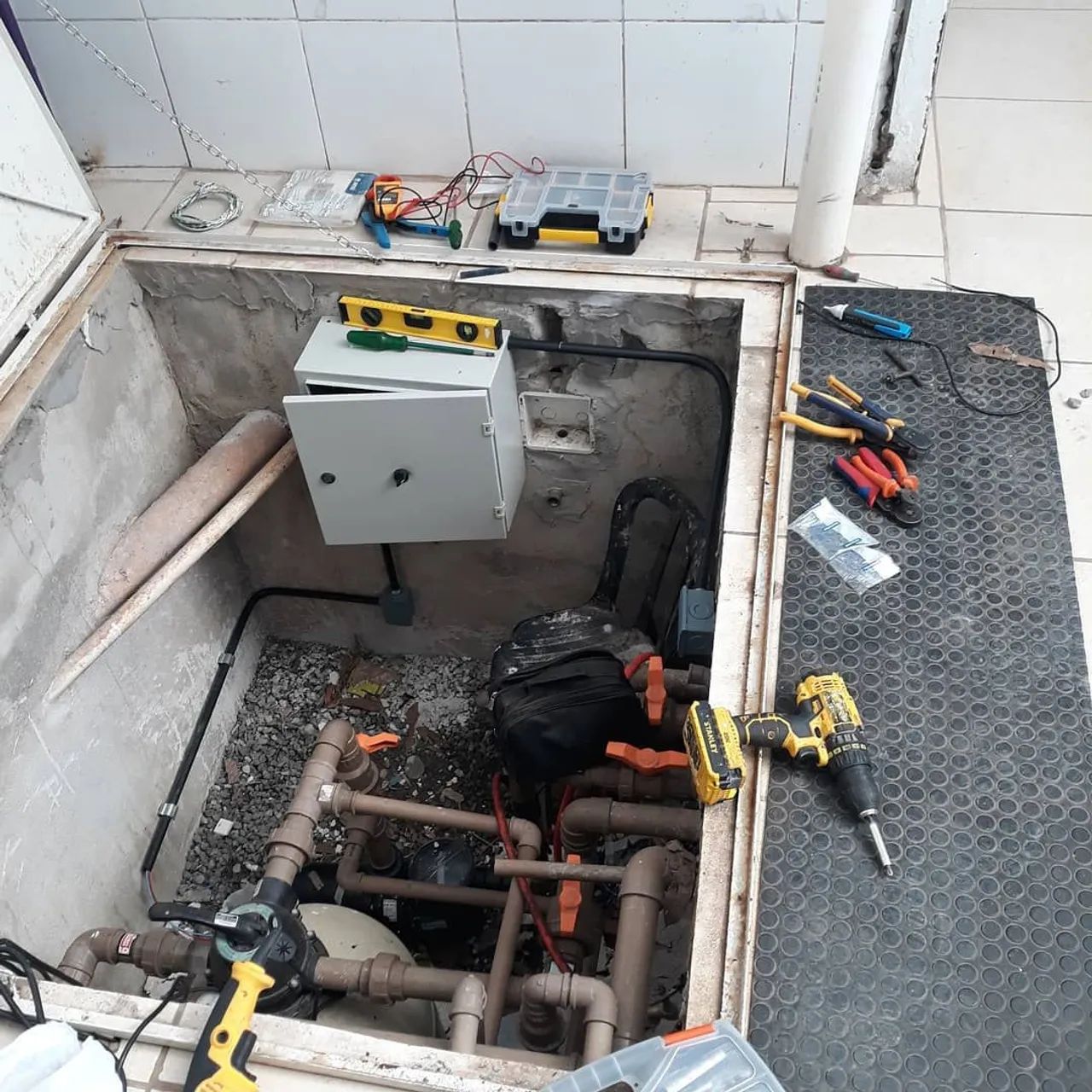 ? INSTALAÇÃO DE TOMADAS, LUMINÁRIAS E VENTILADORES - GOIÂNIA - Foto 4