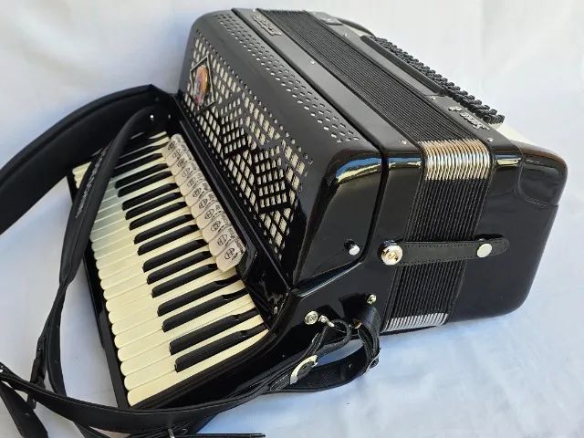Acordeon 120 Baixos Todeschini Super Impecável - Foto 2