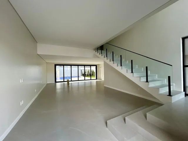 Casa Moderna com 4 Suítes e Piscina, Pertinho do Centro de Chapecó - Foto 3