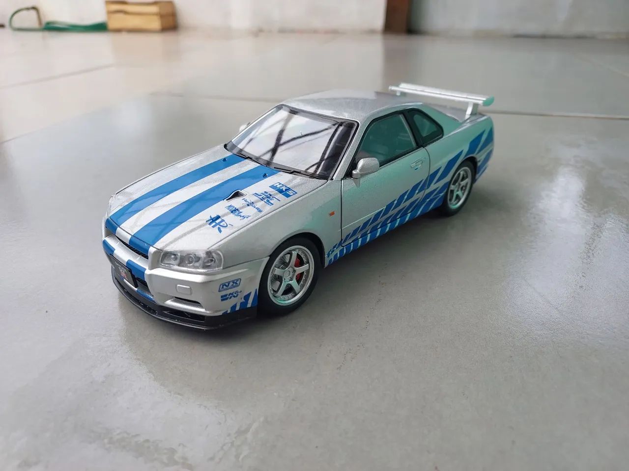 Skyline cinza brian 1:24