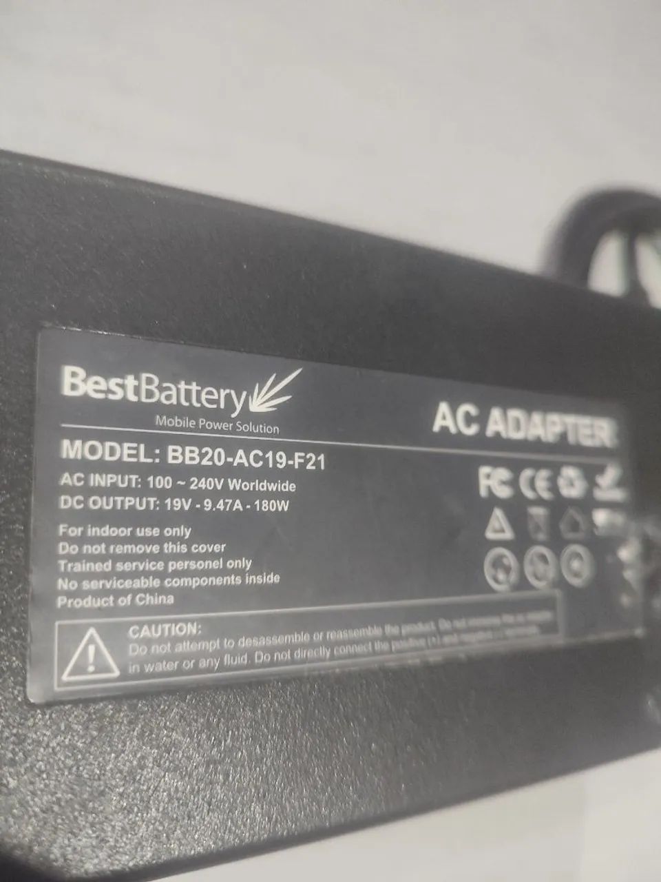 Fonte de notebook Gamer Acer predator Hélios 300 19V 9,47A, 180W R$90,00 leia descrição 