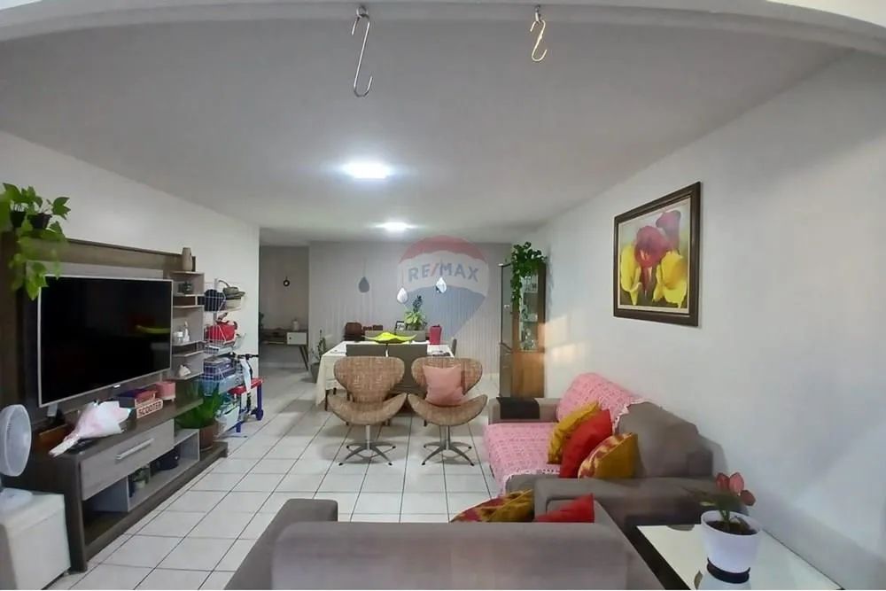 Excelente Duplex à venda