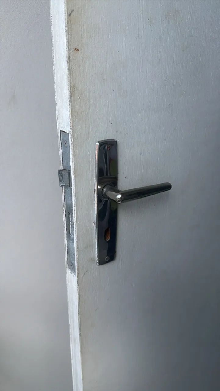 Porta área interna 2,10x0,80 - Foto 3