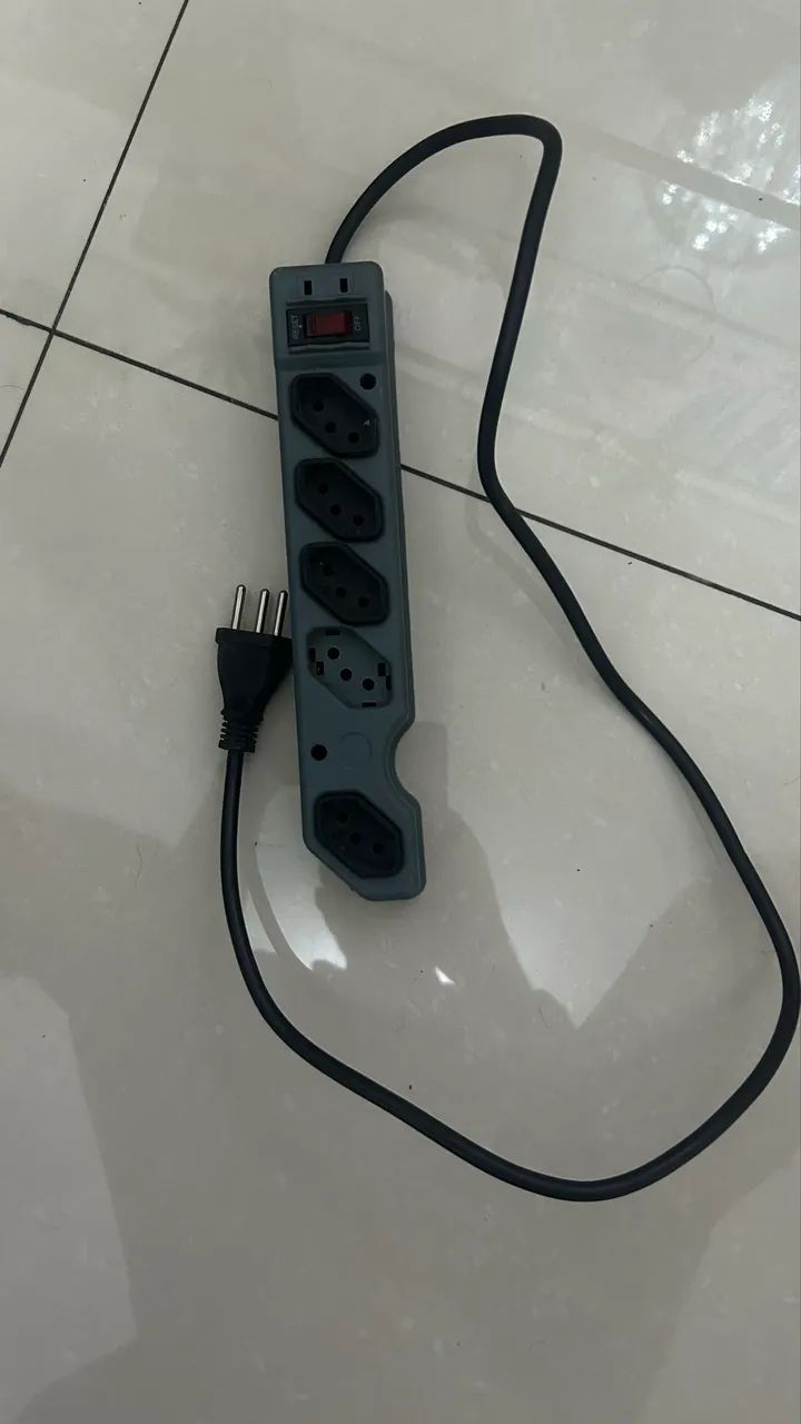 Régua de tomada - Foto 3