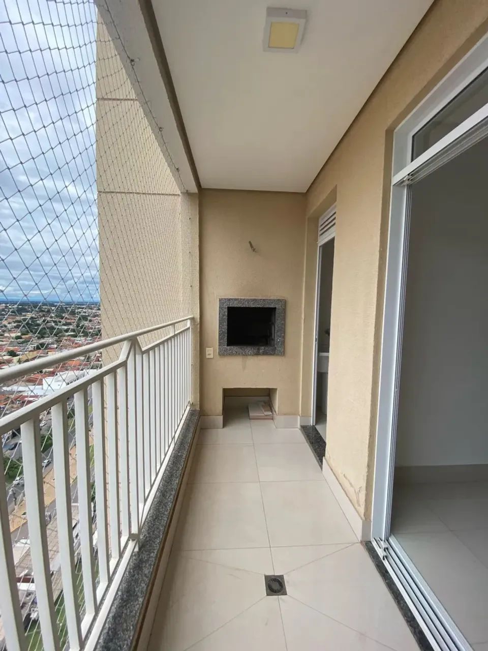 Alugo apartamento 3 quartos na Beira Rio, próximo da UNIC - Cuiabá - MT