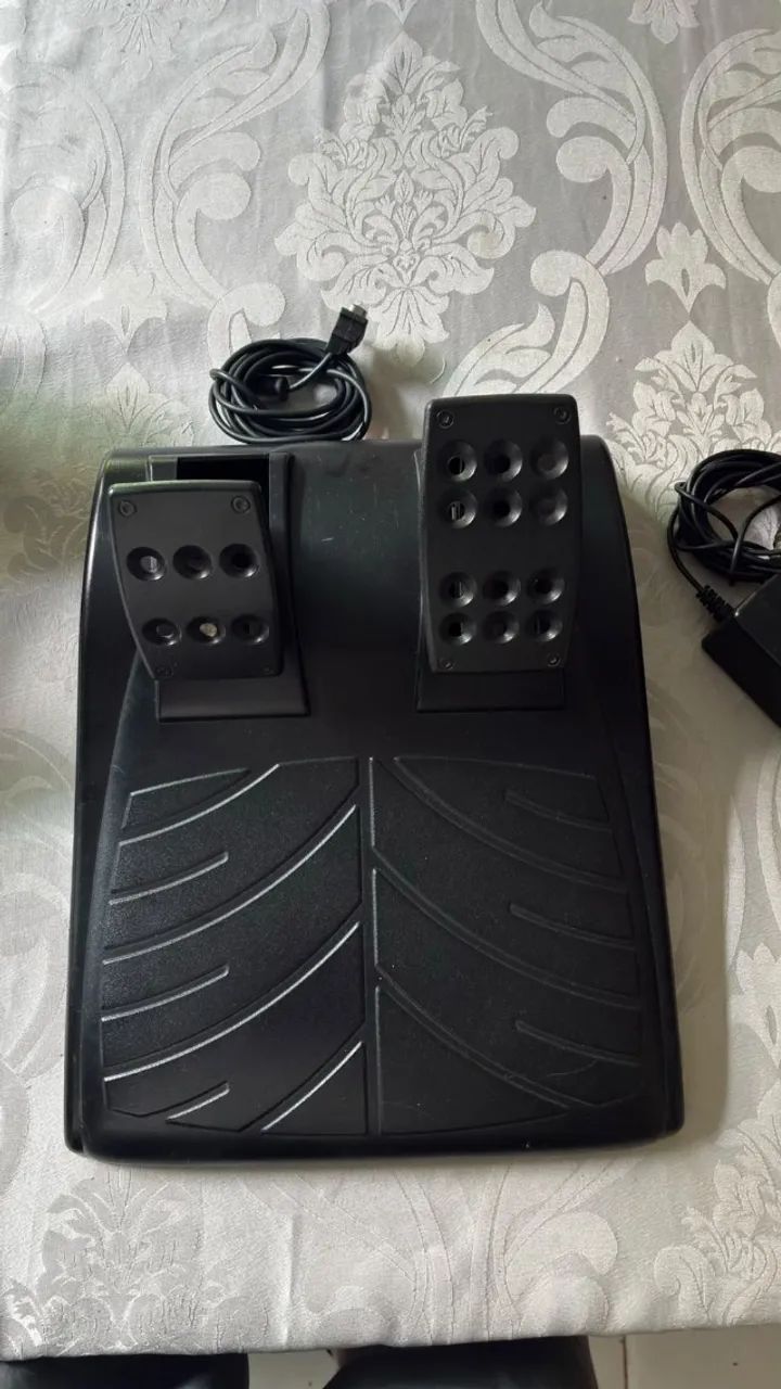 Volante Logitech Driving Force GT - Foto 3