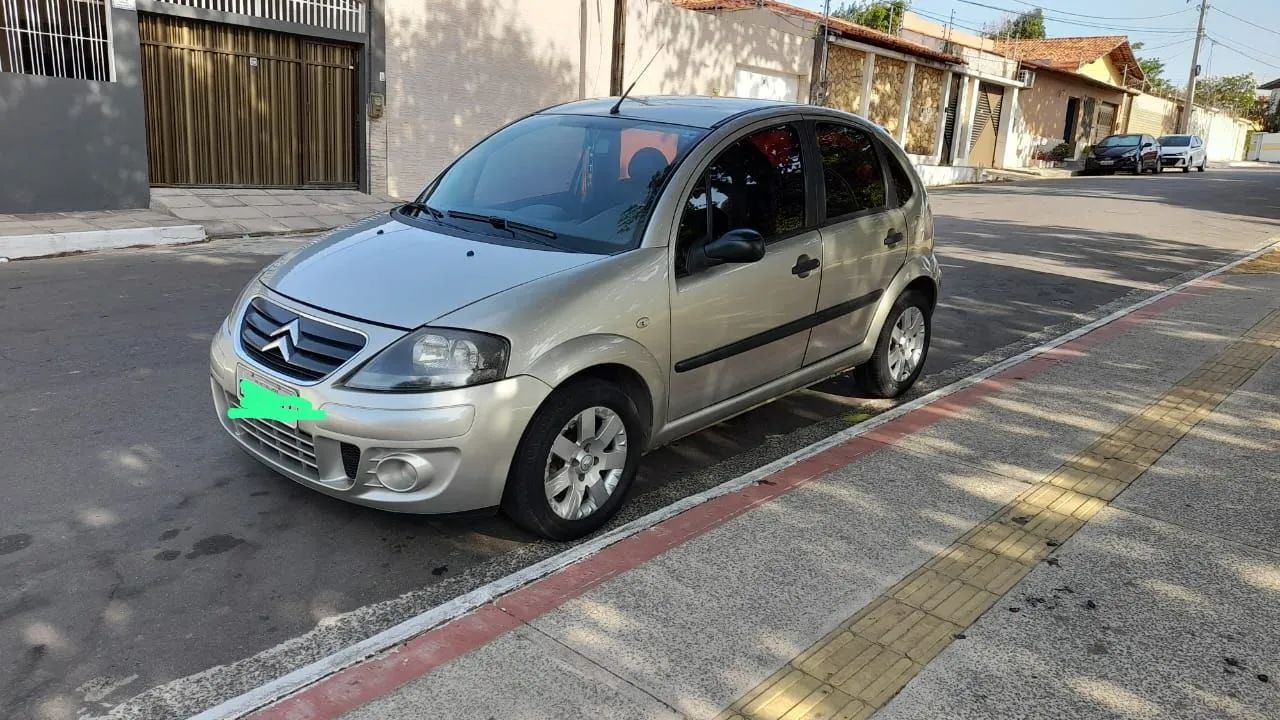 Citroën C3 GLX 1.4/ GLX SONORA 1.4 FLEX 8V 5P 2012