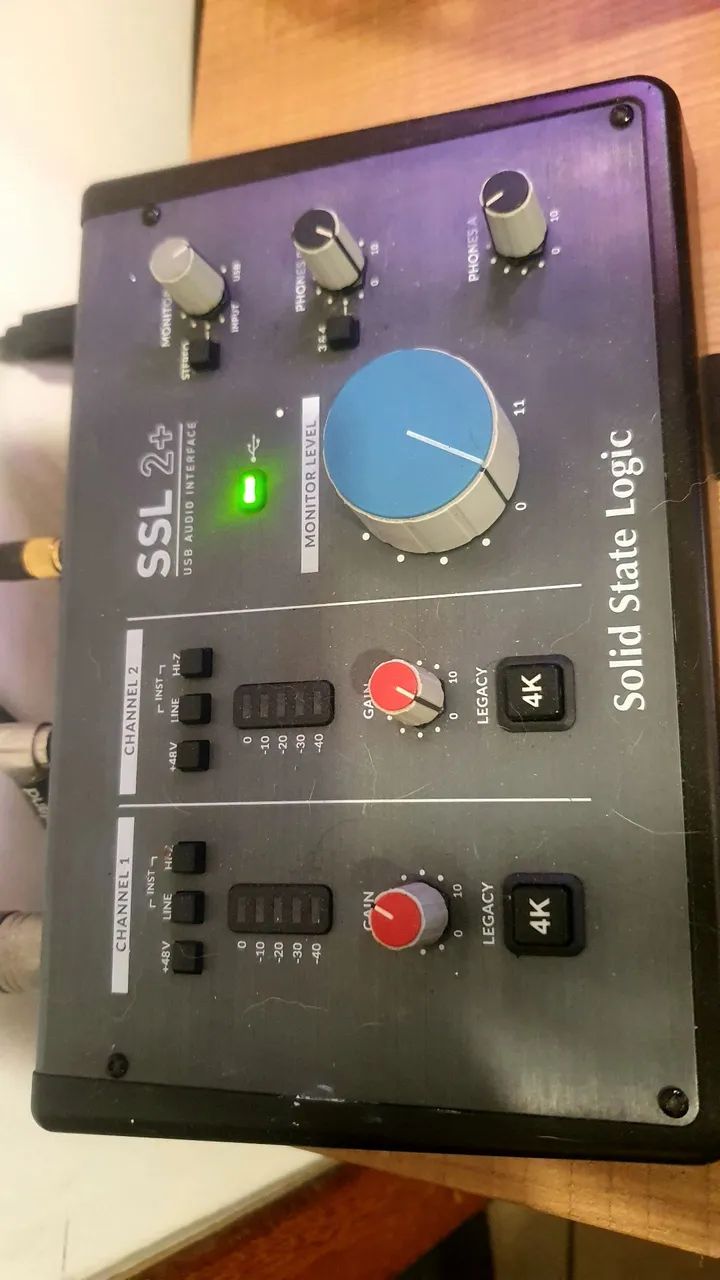 SSL 2 PLUS. INTERFACE DE AUDIO - Foto 3