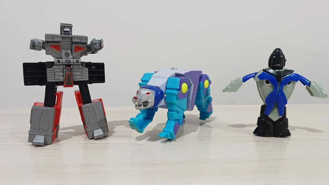 Bonecos Transformers anos 90 - Foto 3