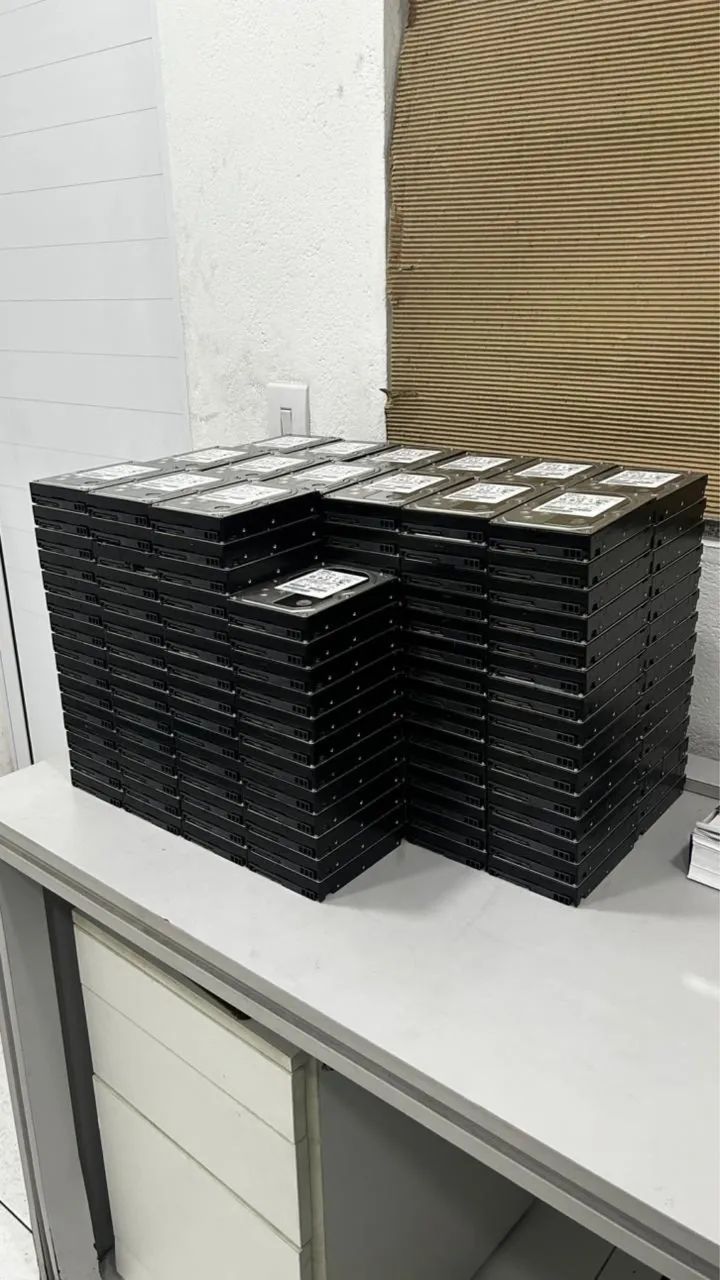Lote 100 HDS 2 TB 100% saudáveis 