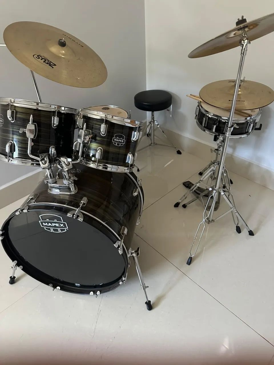 Vendo bateria acústica 