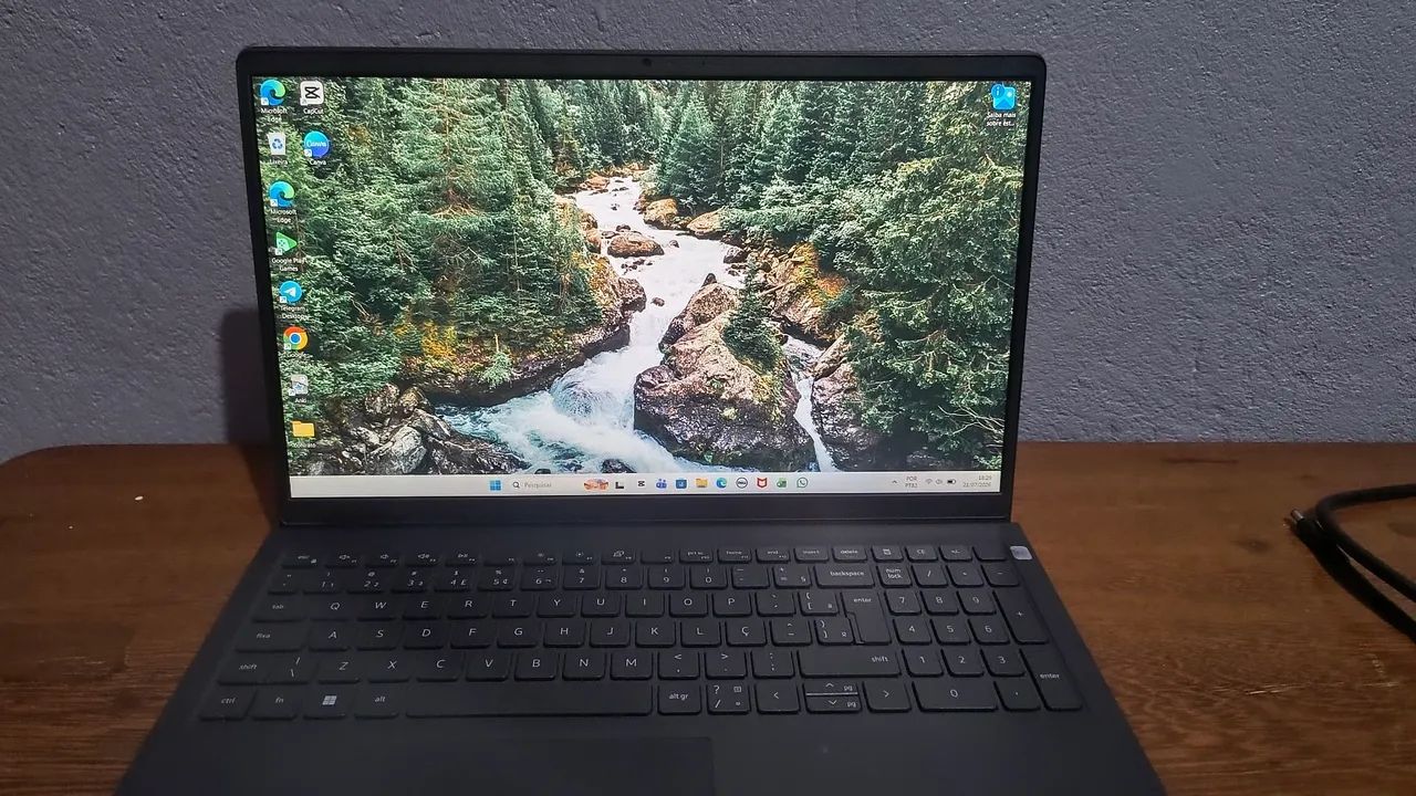【大画面ノートパソコン】Dell Inspiron 15 8G 256G Notebook Dell Inspiron 15 (Ryzen 5 / 8GB RAM / SSD 256GB / Tela