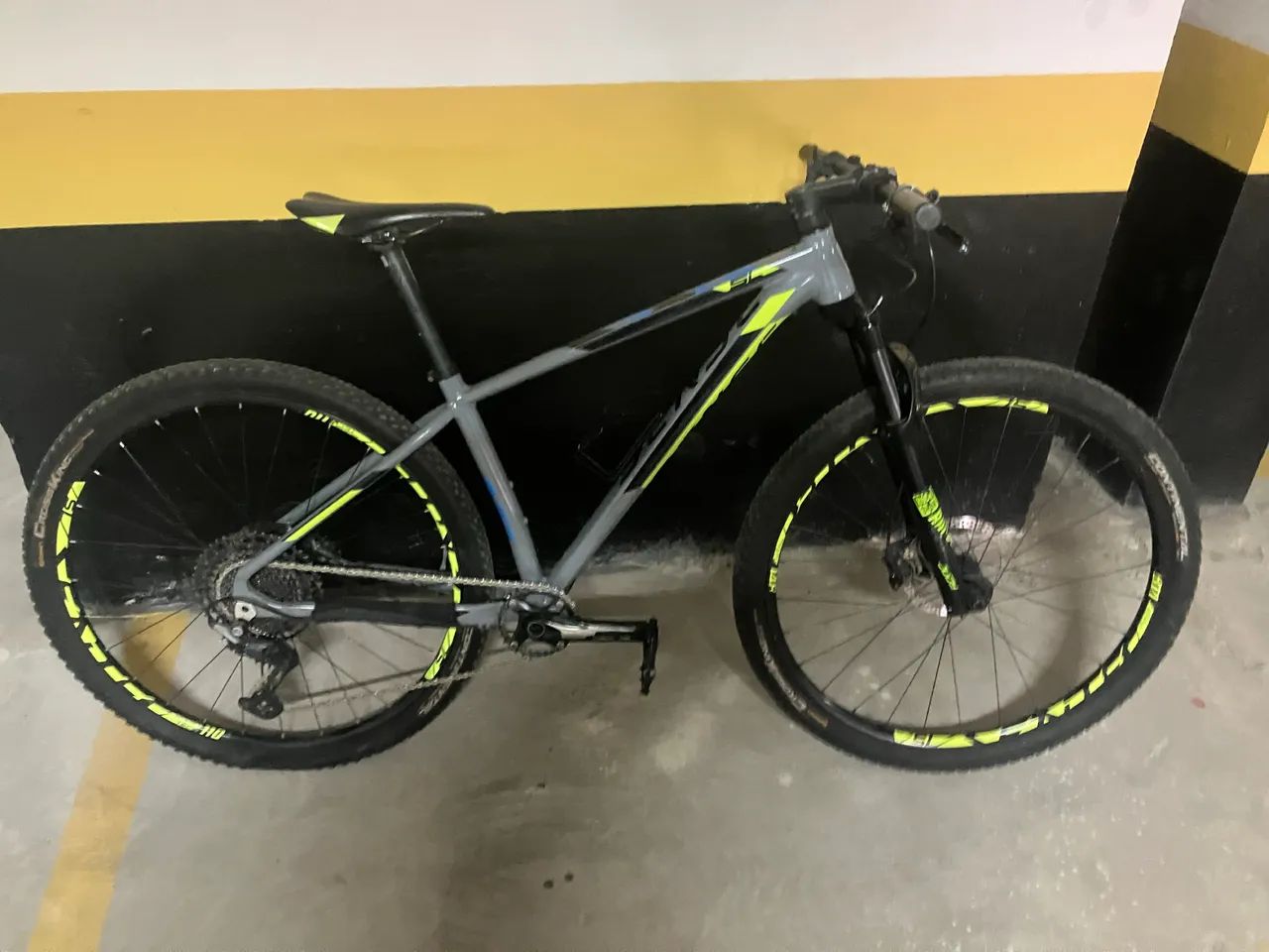 ? KIT DE CICLISMO SENSE IMPACT ARO 29 - QUADRO M
